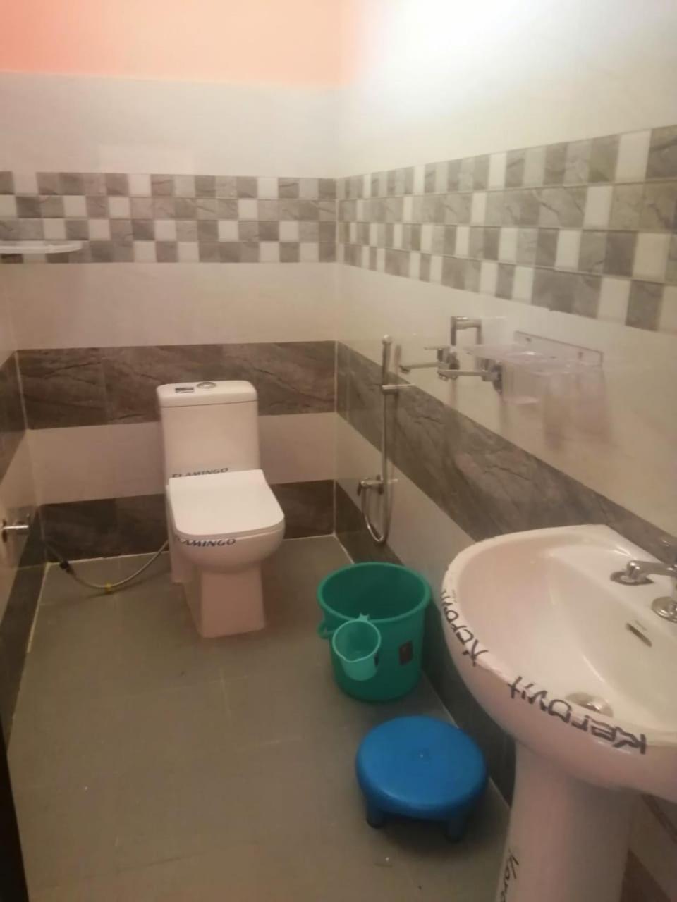 Prince Homestay & Restaurant Rudraprayāg Екстериор снимка