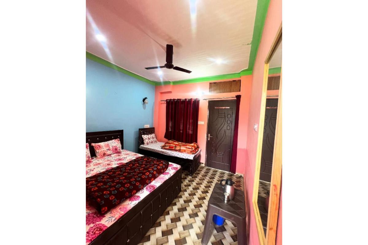 Prince Homestay & Restaurant Rudraprayāg Екстериор снимка