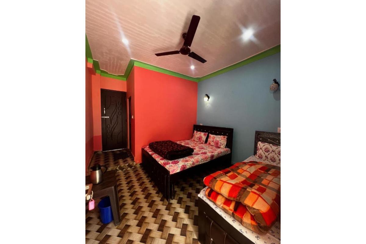 Prince Homestay & Restaurant Rudraprayāg Екстериор снимка